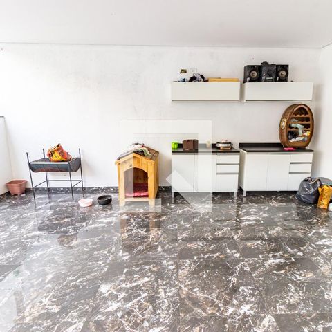 Casa à venda com 299m², 5 quartos e 4 vagas Casa à venda com 299m², 5 quartos e 4 vagasÁrea gourmet