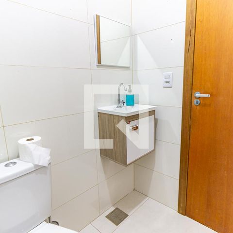Casa à venda com 299m², 5 quartos e 4 vagas Casa à venda com 299m², 5 quartos e 4 vagasLavabo