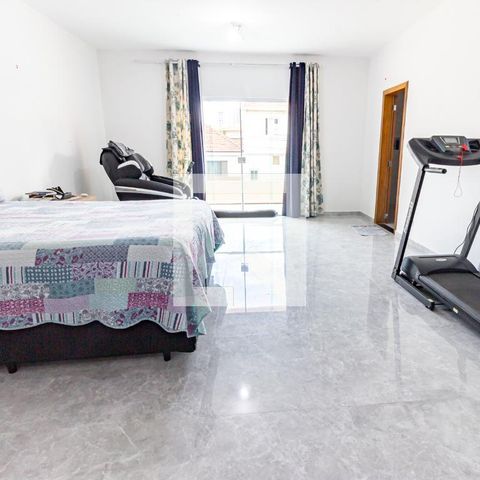 Casa à venda com 299m², 5 quartos e 4 vagas Casa à venda com 299m², 5 quartos e 4 vagasSuíte 1