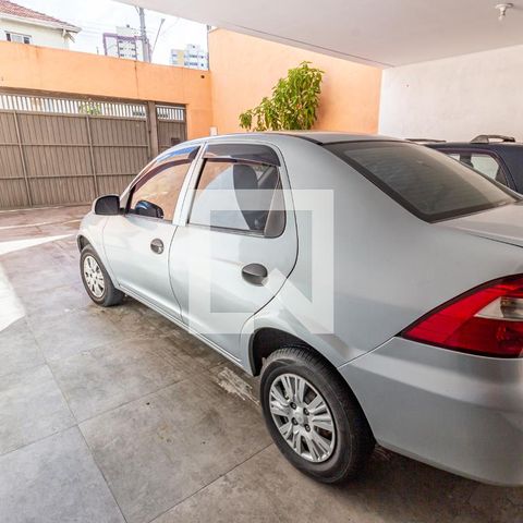 Casa à venda com 299m², 5 quartos e 4 vagas Casa à venda com 299m², 5 quartos e 4 vagasGaragem