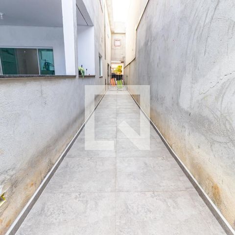 Casa à venda com 299m², 5 quartos e 4 vagas Casa à venda com 299m², 5 quartos e 4 vagasPiscina e Quintal