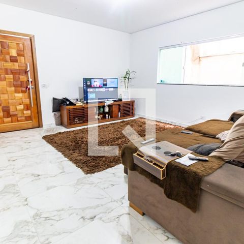 Casa à venda com 299m², 5 quartos e 4 vagas Casa à venda com 299m², 5 quartos e 4 vagasSala