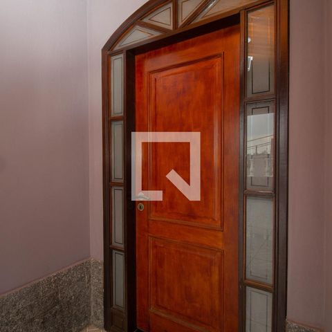 Casa à venda com 240m², 3 quartos e 2 vagas Casa à venda com 240m², 3 quartos e 2 vagasHall de Entrada