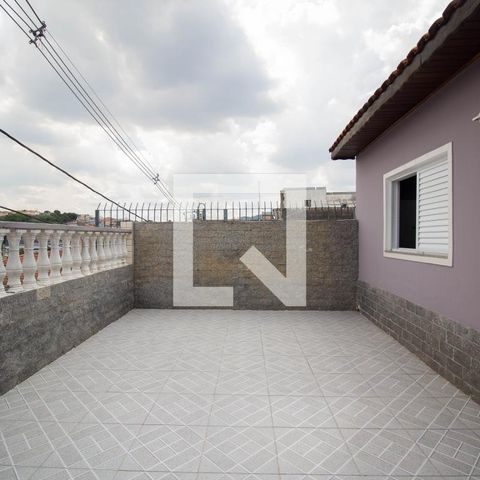Casa à venda com 240m², 3 quartos e 2 vagas Casa à venda com 240m², 3 quartos e 2 vagasVaranda da Sala