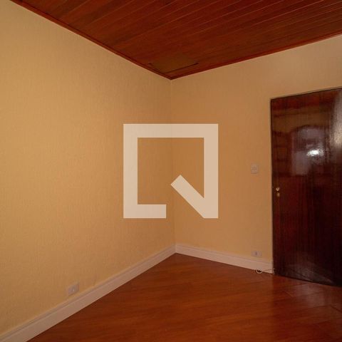 Casa à venda com 240m², 3 quartos e 2 vagas Casa à venda com 240m², 3 quartos e 2 vagasQuarto 2