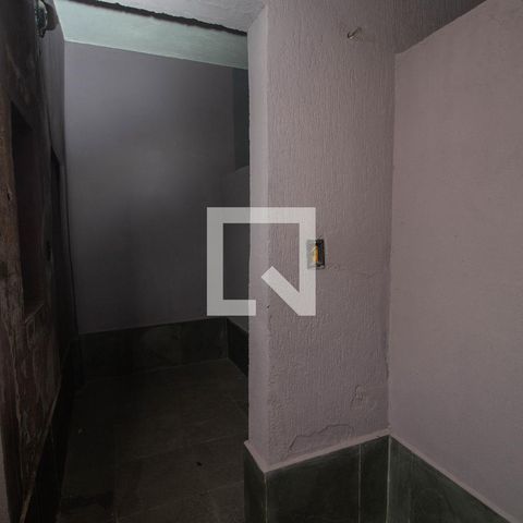 Casa à venda com 240m², 3 quartos e 2 vagas Casa à venda com 240m², 3 quartos e 2 vagasQuintal - Canil