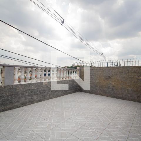 Casa à venda com 240m², 3 quartos e 2 vagas Casa à venda com 240m², 3 quartos e 2 vagasVaranda da Sala