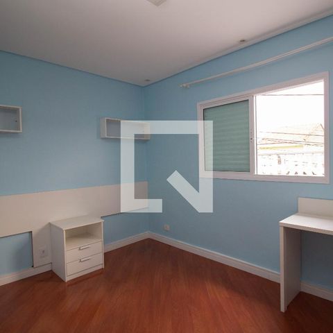 Casa à venda com 240m², 3 quartos e 2 vagas Casa à venda com 240m², 3 quartos e 2 vagasQuarto 1
