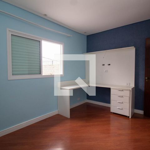 Casa à venda com 240m², 3 quartos e 2 vagas Casa à venda com 240m², 3 quartos e 2 vagasQuarto 1