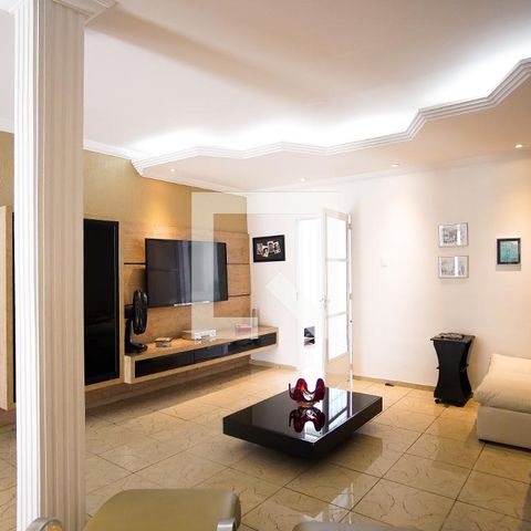 Casa à venda com 570m², 8 quartos e 4 vagasSala 2