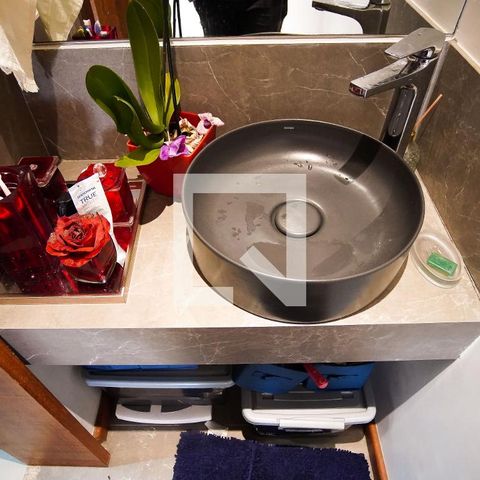 Casa à venda com 570m², 8 quartos e 4 vagasBanheiro casa 2