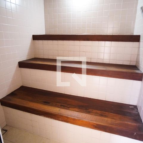 Casa à venda com 570m², 8 quartos e 4 vagasÁrea externa 