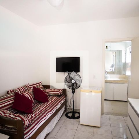 Casa à venda com 570m², 8 quartos e 4 vagasQuarto 4 - Suíte
