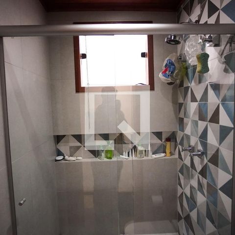 Casa à venda com 570m², 8 quartos e 4 vagasBanheiro casa 2