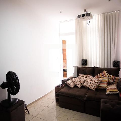 Casa à venda com 570m², 8 quartos e 4 vagasSala de cinema