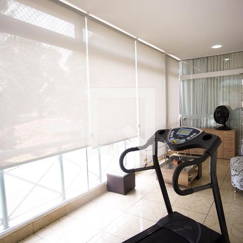 Casa à venda com 570m², 8 quartos e 4 vagasAcademia