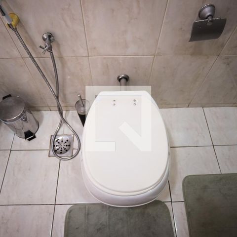 Casa à venda com 570m², 8 quartos e 4 vagasBanheiro do quarto 3