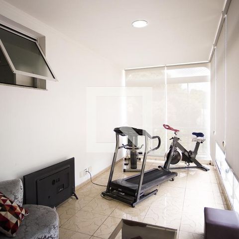 Casa à venda com 570m², 8 quartos e 4 vagasAcademia