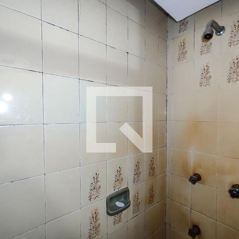 Apartamento à venda com 98m², 3 quartos e 2 vagasBanheiro da Suíte
