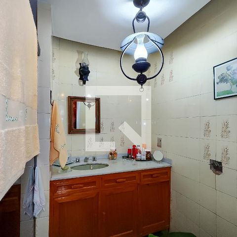 Apartamento à venda com 98m², 3 quartos e 2 vagasBanheiro da Suíte