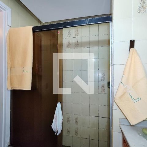 Apartamento à venda com 98m², 3 quartos e 2 vagasBanheiro da Suíte