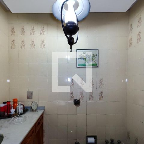 Apartamento à venda com 98m², 3 quartos e 2 vagasBanheiro da Suíte