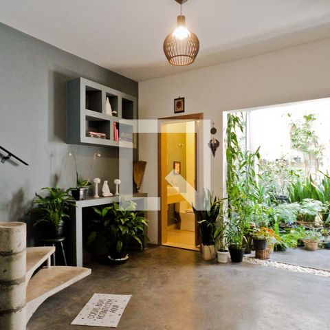 Casa para alugar com 270m², 4 quartos e 1 vagaÁrea externa