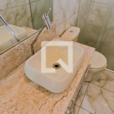 Casa para alugar com 270m², 4 quartos e 1 vagaBanheiro da Suíte 2