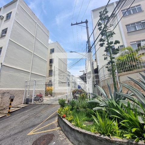 Apartamento à venda com 60m², 3 quartos e sem vaga Apartamento à venda com 60m², 3 quartos e sem vagaFachada e portaria