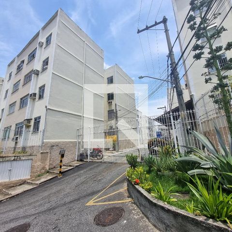 Apartamento à venda com 60m², 3 quartos e sem vaga Apartamento à venda com 60m², 3 quartos e sem vagaFachada e portaria