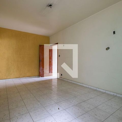 Casa para alugar com 120m², 3 quartos e 2 vagas Casa para alugar com 120m², 3 quartos e 2 vagasSala 2