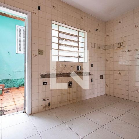 Casa para alugar com 120m², 3 quartos e 2 vagas Casa para alugar com 120m², 3 quartos e 2 vagasCozinha