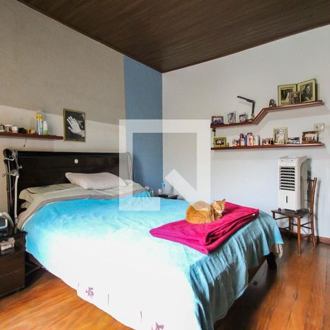 Casa à venda com 360m², 3 quartos e 1 vagaQuarto