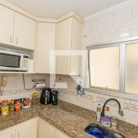 Apartamento à venda com 84m², 2 quartos e 1 vagaCozinha