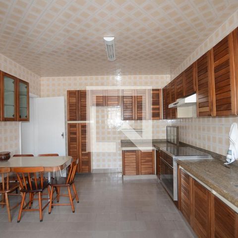 Apartamento à venda com 206m², 3 quartos e 2 vagasCozinha