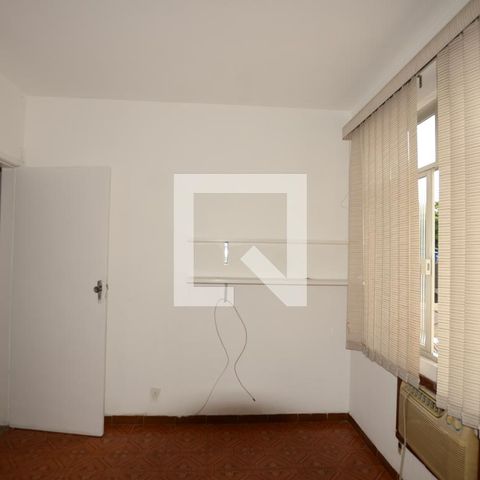 Apartamento à venda com 206m², 3 quartos e 2 vagasQuarto 3