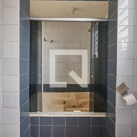 Casa à venda com 250m², 3 quartos e 2 vagasBanheiro