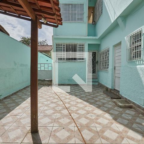 Casa à venda com 250m², 3 quartos e 2 vagasQuintal