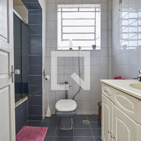 Casa à venda com 250m², 3 quartos e 2 vagasBanheiro