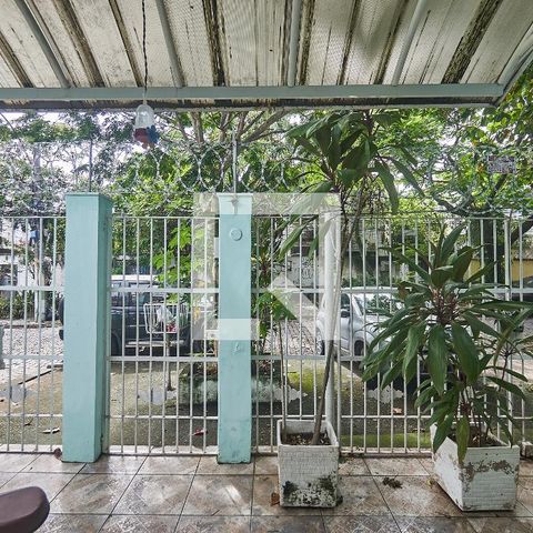 Casa à venda com 250m², 3 quartos e 2 vagasSala Vista
