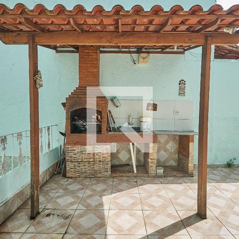 Casa à venda com 250m², 3 quartos e 2 vagasChurrasqueira