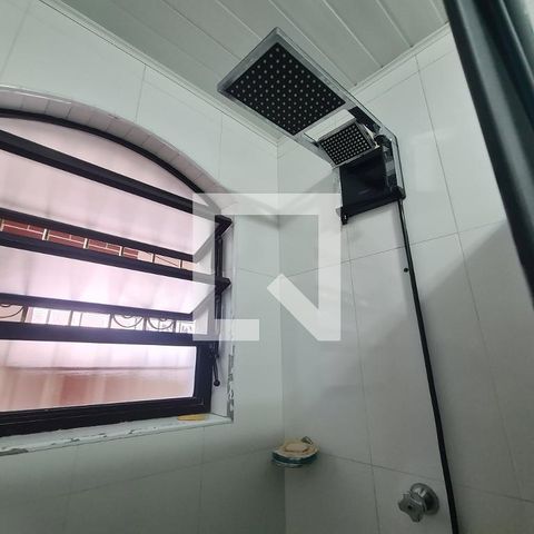 Casa à venda com 234m², 3 quartos e 2 vagasBanheiro da Suíte (casa de baixo)