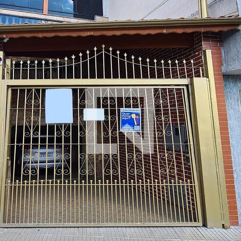 Casa à venda com 234m², 3 quartos e 2 vagasplaquinha