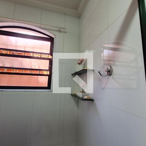 Casa à venda com 234m², 3 quartos e 2 vagasBanheiro (casa de baixo)
