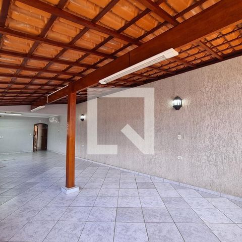 Casa à venda com 234m², 3 quartos e 2 vagasSalão de Festas