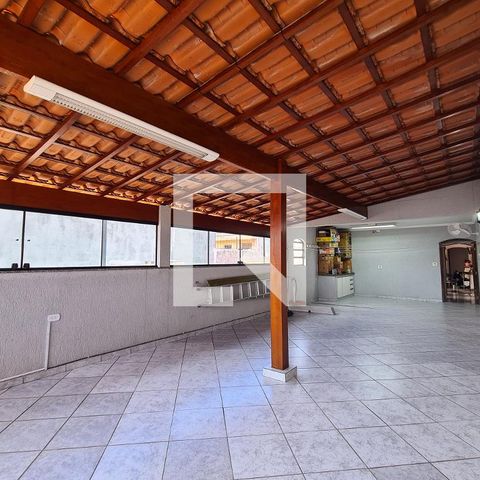 Casa à venda com 234m², 3 quartos e 2 vagasSalão de Festas