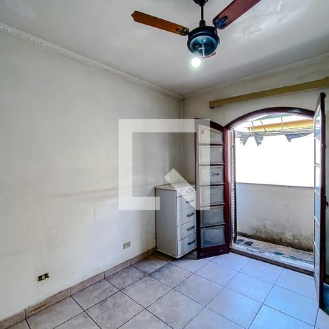 Casa à venda com 400m², 5 quartos e 3 vagasQuarto 4