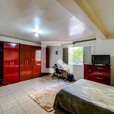 Casa à venda com 400m², 5 quartos e 3 vagasQuarto 1 - Suíte