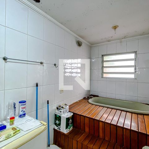 Casa à venda com 400m², 5 quartos e 3 vagasBanheiro da Suíte