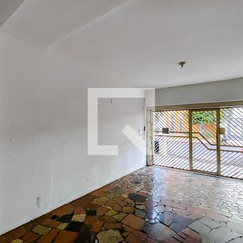 Casa à venda com 400m², 5 quartos e 3 vagasGaragem